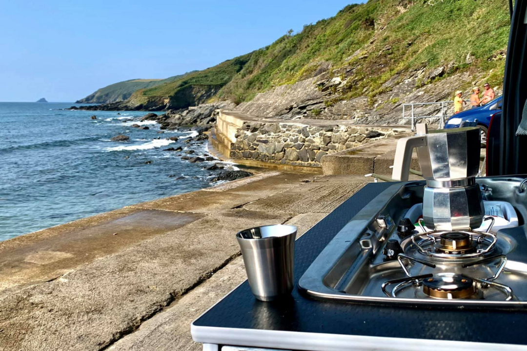 How to convert a VW Transporter into a campervan